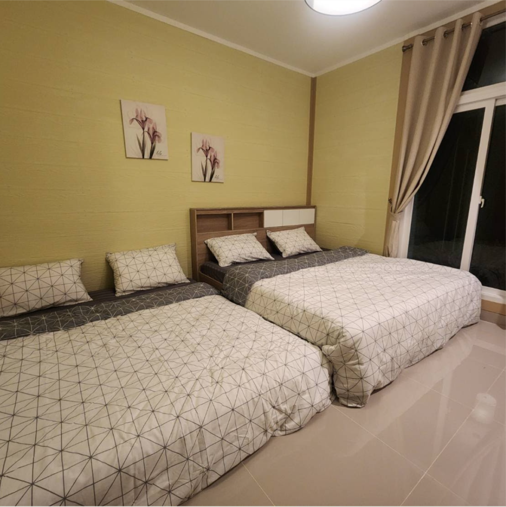 ห้องนอนขนาดใหญ่ที่พูลวิลล่า ระยอง